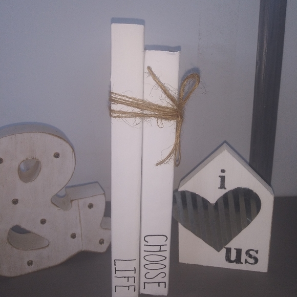 Custom Book Stack Staging Decor Tray Books - Picture 2 of 2